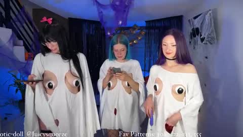 Snapshot of wildfairiesheaven chatting on November 2, 2025, 1:30 am OF JunoHoly online show from November 2, 2025, 1:30 am