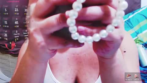 wildhotasianx online show from December 28, 2024, 12:13 pm