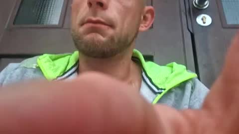 wildmike93 online show from September 28, 2025, 5:02 am