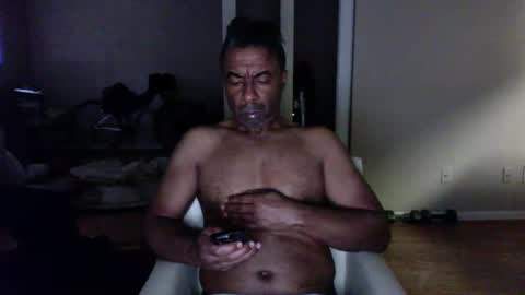 Snapshot of wildnight007 chatting on January 2, 2025, 9:39 pm wildnight007 online show from January 2, 2025, 9:39 pm