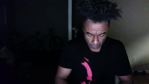 Snapshot of wildnight007 chatting on January 7, 2025, 5:01 am wildnight007 online show from January 7, 2025, 5:01 am