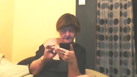 WildRedCat online show from February 5, 2026, 4:11 pm