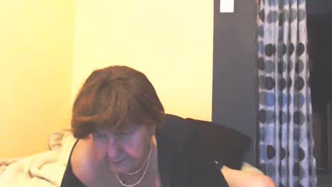 WildRedCat online show from February 11, 2026, 2:33 pm