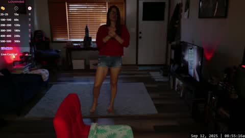 Ivy online show from September 12, 2025, 1:55 pm