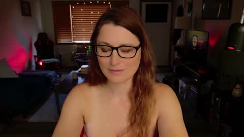 Ivy online show from October 14, 2025, 3:24 pm