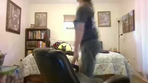 Snapshot of wildthornepenny chatting on May 18, 2026, 10:37 pm Penny online show from May 18, 2026, 10:37 pm