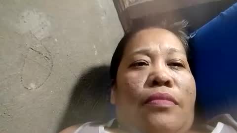 wildveron_205 online show from November 18, 2025, 4:50 am