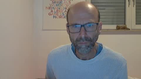 Lilian online show from September 30, 2025, 8:36 pm