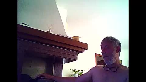 Snapshot of willfire71 chatting on June 6, 2026, 7:35 am Willfire71 online show from June 6, 2026, 7:35 am