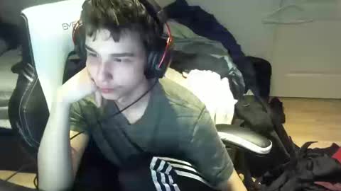 Snapshot of willfro_ chatting on October 11, 2025, 2:00 am willfro_ online show from October 11, 2025, 2:00 am