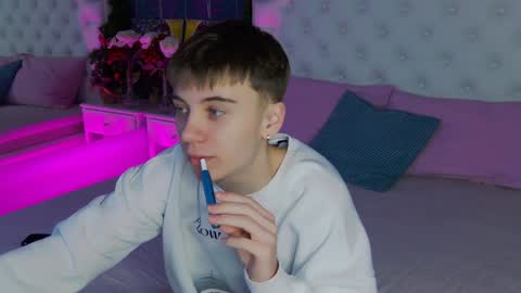 Snapshot of william_ross chatting on January 5, 2025, 9:03 pm will online show from January 5, 2025, 9:03 pm