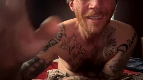 lovEEdovEE online show from March 6, 2026, 2:24 pm