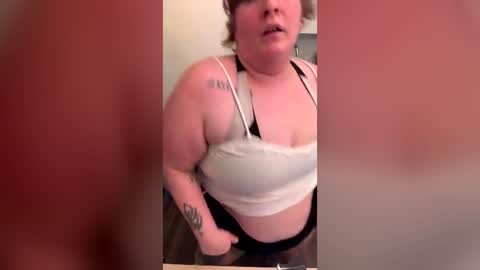 willowwarmth online show from July 2, 2026, 3:06 am