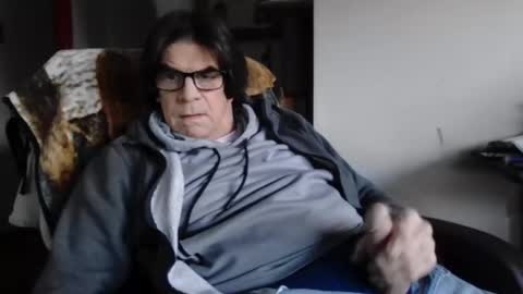 willtie26 online show from February 17, 2025, 9:30 pm