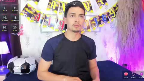 Snapshot of willy_diamond chatting on June 15, 2026, 7:27 pm Willy Diamond online show from June 15, 2026, 7:27 pm