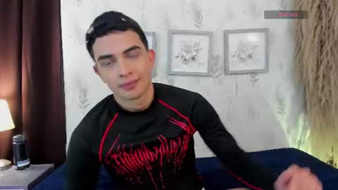 Snapshot of willy_diamond chatting on July 17, 2026, 9:08 pm Willy Diamond online show from July 17, 2026, 9:08 pm