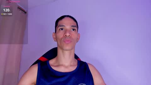 Snapshot of willy_veins chatting on February 23, 2025, 9:59 pm willy_veins online show from February 23, 2025, 9:59 pm