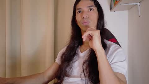 Snapshot of willy_veins chatting on October 30, 2025, 3:46 pm willy_veins online show from October 30, 2025, 3:46 pm