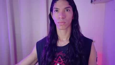 Snapshot of willy_veins chatting on November 8, 2025, 9:42 am willy_veins online show from November 8, 2025, 9:42 am