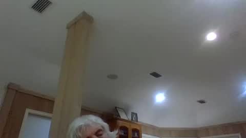 Gundja  Man online show from April 22, 2026, 2:25 am