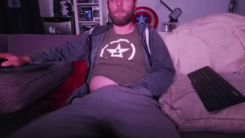 Snapshot of winter117 chatting on October 24, 2025, 3:36 am winter117 online show from October 24, 2025, 3:36 am