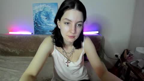 Snapshot of winter_moonl chatting on December 4, 2025, 12:47 pm Vika online show from December 4, 2025, 12:47 pm