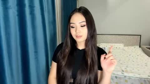 Amina online show from December 18, 2025, 12:22 pm