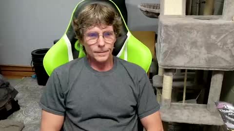 wirehead1970 online show from September 12, 2025, 1:49 am