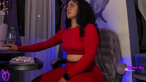 Snapshot of witchofhearts chatting on November 8, 2025, 4:12 am Luna Violeta A r t i s t online show from November 8, 2025, 4:12 am