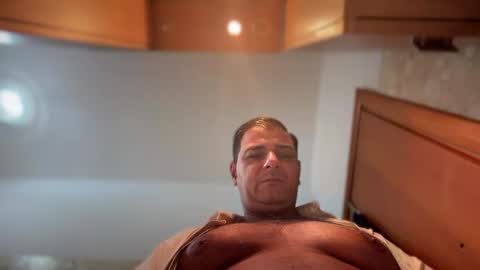 Witebull online show from February 7, 2026, 2:43 pm