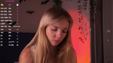 Snapshot of with_my_bae chatting on November 19, 2025, 7:47 pm Hollis online show from November 19, 2025, 7:47 pm