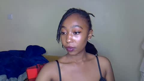 girlie o online show from January 10, 2025, 11:18 pm