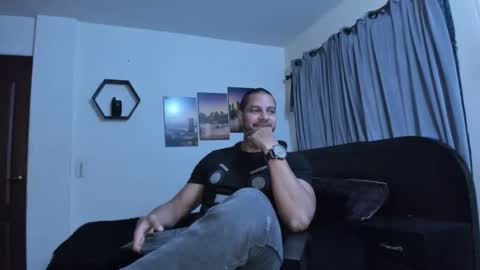 Snapshot of wncmodels chatting on November 21, 2025, 4:33 am Magnus Dark independent model online show from November 21, 2025, 4:33 am