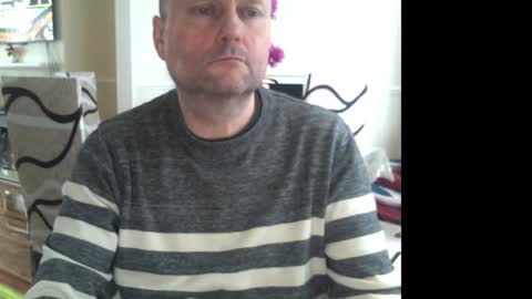 Snapshot of wobble444 chatting on February 7, 2025, 11:23 am wobble444 online show from February 7, 2025, 11:23 am