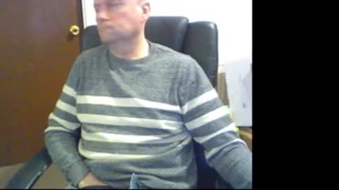 Snapshot of wobble444 chatting on February 25, 2025, 12:03 pm wobble444 online show from February 25, 2025, 12:03 pm