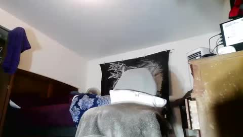 wolfman79 online show from November 28, 2025, 11:13 am