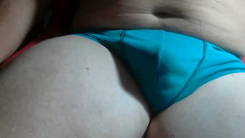 Snapshot of wolfoerl chatting on October 14, 2025, 8:42 pm wolfoerl online show from October 14, 2025, 8:42 pm