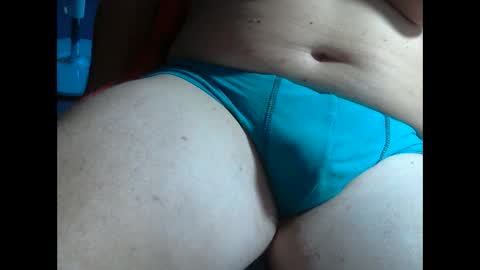 Snapshot of wolfoerl chatting on October 19, 2025, 12:50 pm wolfoerl online show from October 19, 2025, 12:50 pm