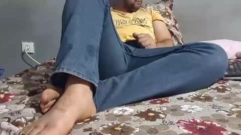 Snapshot of wolfrot chatting on December 30, 2024, 1:26 am wolf boy online show from December 30, 2024, 1:26 am