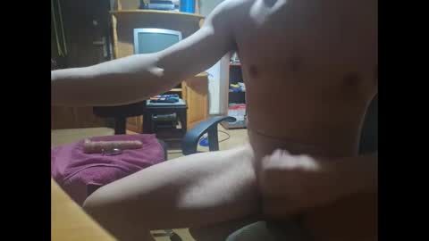 womanizerr69 online show from February 17, 2026, 9:43 pm