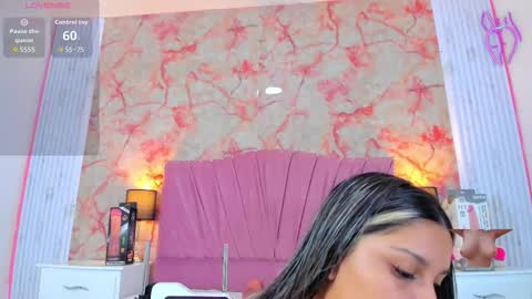 Snapshot of wonderkloe_ chatting on March 18, 2026, 2:47 am wonderkloe_ online show from March 18, 2026, 2:47 am