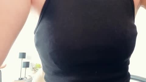 Stia online show from April 4, 2026, 11:51 am