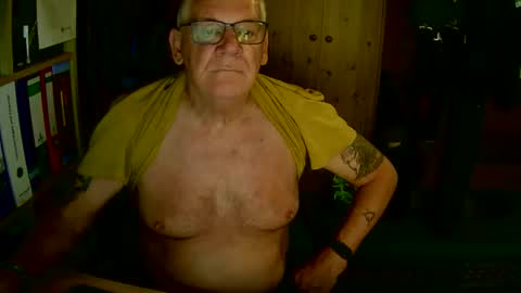 Snapshot of wonneprop10 chatting on September 13, 2025, 5:02 pm Always Horny online show from September 13, 2025, 5:02 pm