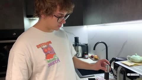 Mitya online show from October 27, 2025, 6:23 pm