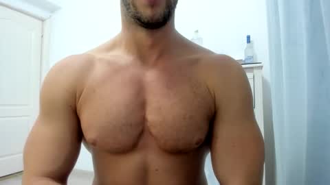 Snapshot of woolfiie chatting on November 6, 2025, 8:21 pm Wolfie online show from November 6, 2025, 8:21 pm