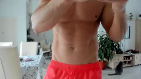 Snapshot of woolfiie chatting on November 30, 2025, 8:29 am Wolfie online show from November 30, 2025, 8:29 am