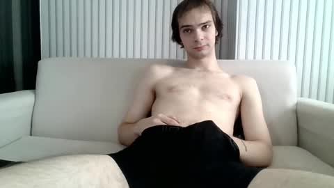 Snapshot of wooziemoo325 chatting on November 12, 2025, 3:18 am Steve Brand online show from November 12, 2025, 3:18 am