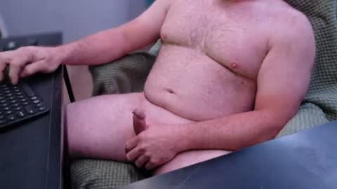 Snapshot of workin__guy chatting on June 17, 2026, 3:46 pm Workin Guy online show from June 17, 2026, 3:46 pm