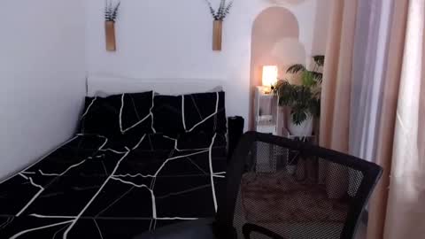 Snapshot of worldclass_sassy chatting on December 3, 2024, 12:13 am Camilla online show from December 3, 2024, 12:13 am