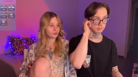 Snapshot of worldofllove chatting on January 18, 2025, 7:58 pm Arnika and Simon online show from January 18, 2025, 7:58 pm